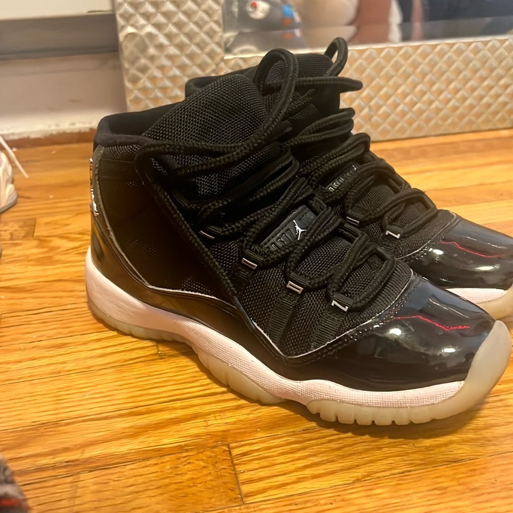 Jordan 11 jubilee size 6.5